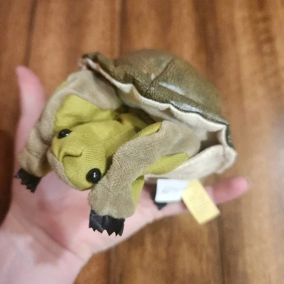Folkmanis Turtle Finger Puppet Retractable Shell Plush Toy Green Brown 5 Inch - Picture 6 of 7